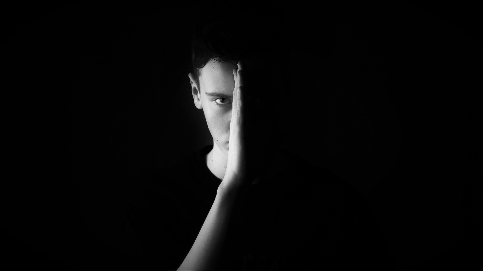 imagen sobre por qué se interesa el adolescente en el consumo de drogas