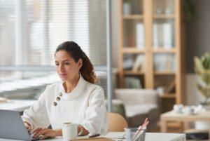 psicologos especializados en alcoholismo online -consulta-