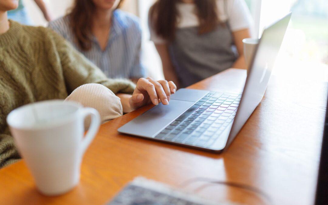 ¿Existe la terapia para el alcoholismo online?